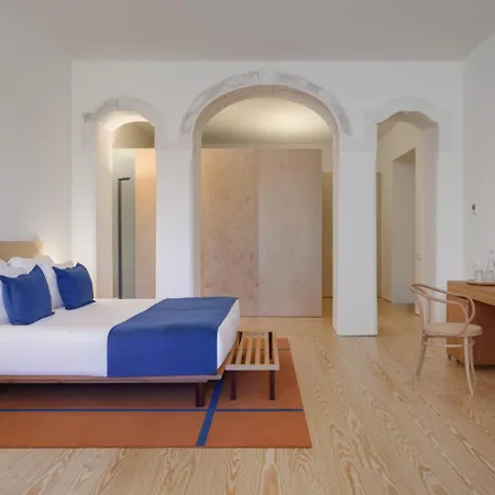 Montebelo Mosteiro De Historic Alcobaça