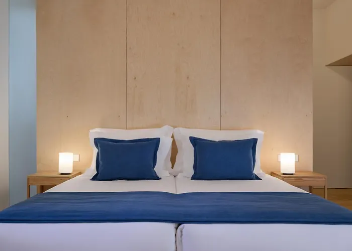 Montebelo Mosteiro De Historic